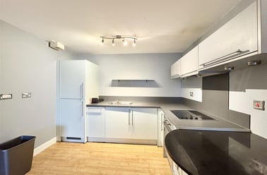 Standard Hill, City Centre, Nottingham - Image 3